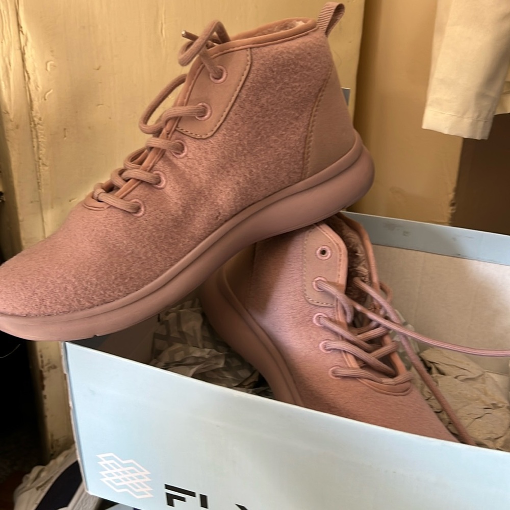 New ! FLEX ATHLETIC SHOES